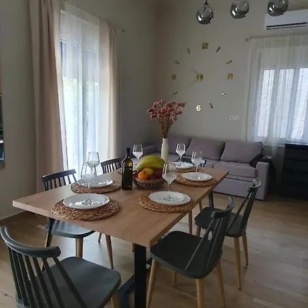 Larix Luxury Loutraki (Corinthia)